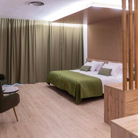 Hotel & Restaurante El Casino Villafranca del Bierzo Kültér fotó