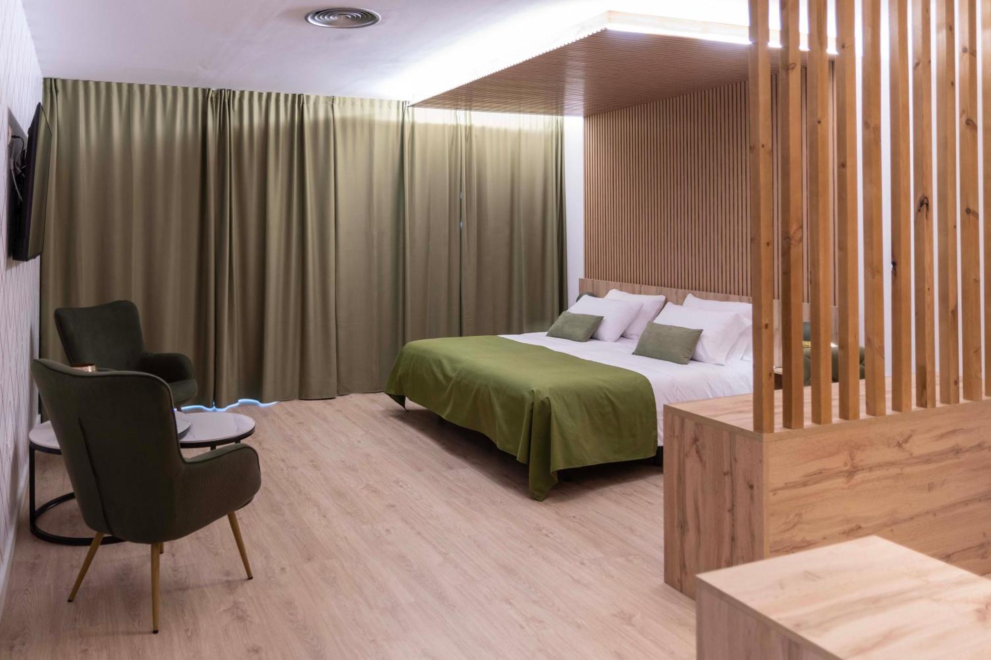 Hotel & Restaurante El Casino Villafranca del Bierzo Kültér fotó