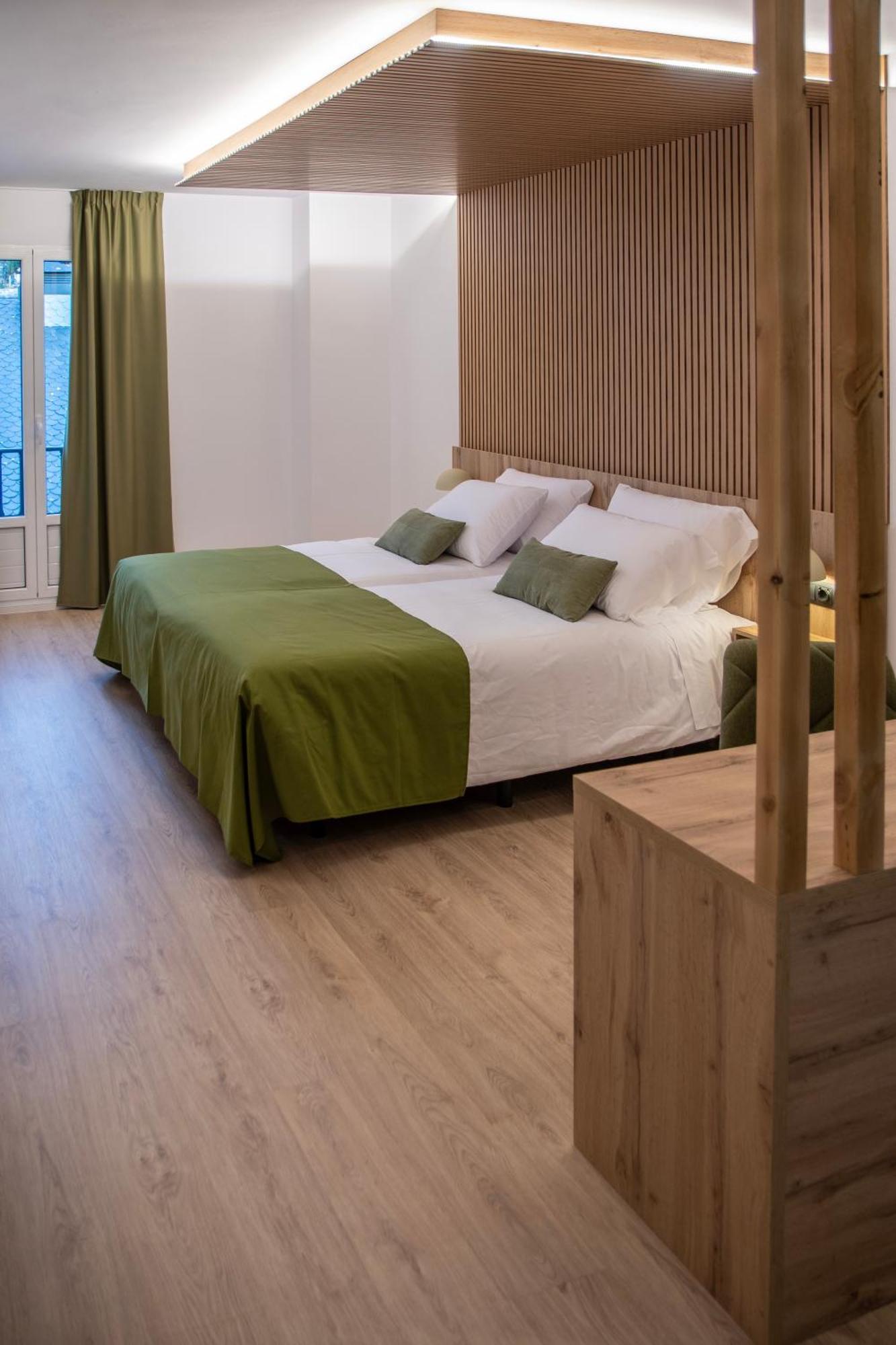 Hotel & Restaurante El Casino Villafranca del Bierzo Kültér fotó