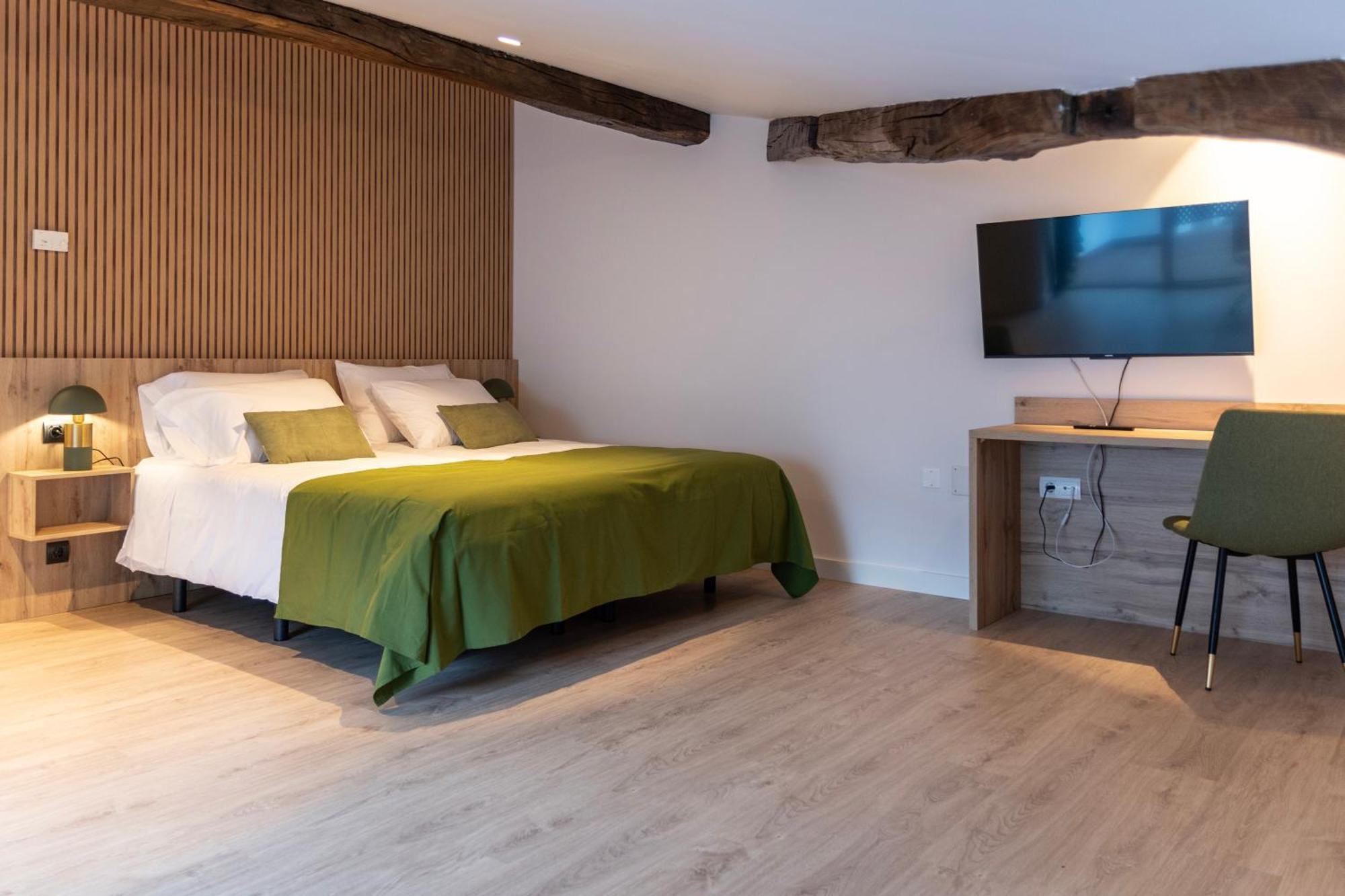 Hotel & Restaurante El Casino Villafranca del Bierzo Kültér fotó