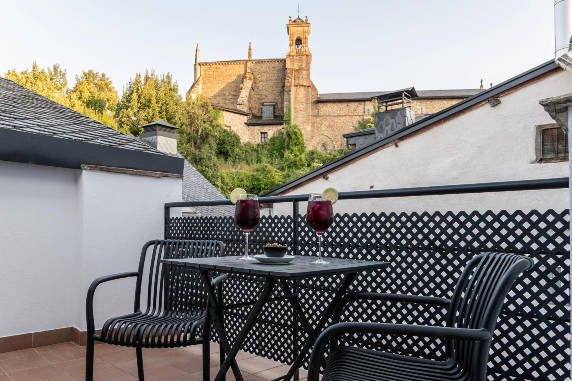 Hotel & Restaurante El Casino Villafranca del Bierzo Kültér fotó