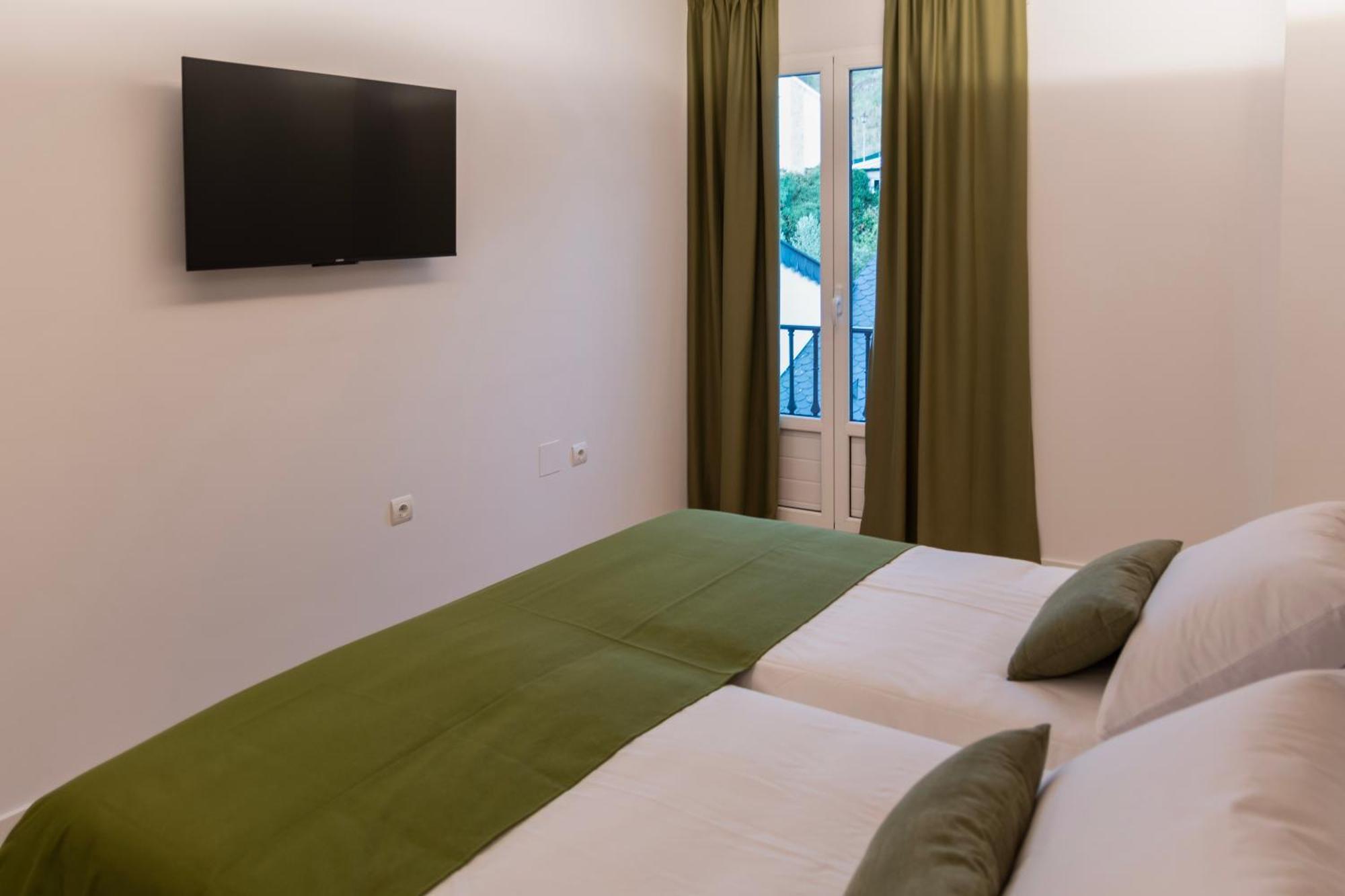 Hotel & Restaurante El Casino Villafranca del Bierzo Kültér fotó