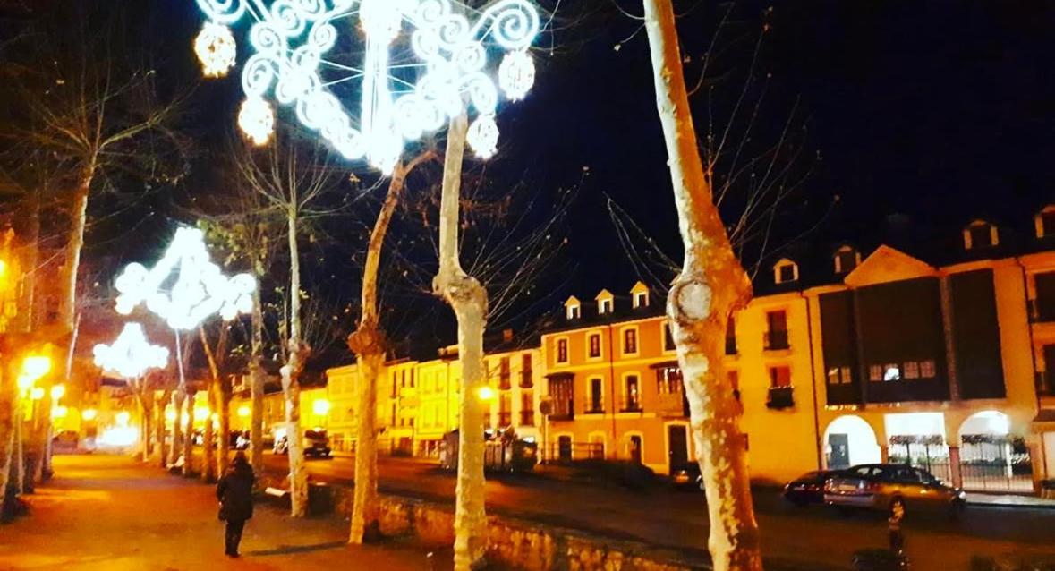 Hotel & Restaurante El Casino Villafranca del Bierzo Kültér fotó