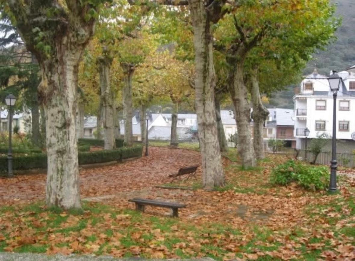 Hotel & Restaurante El Casino Villafranca del Bierzo Kültér fotó